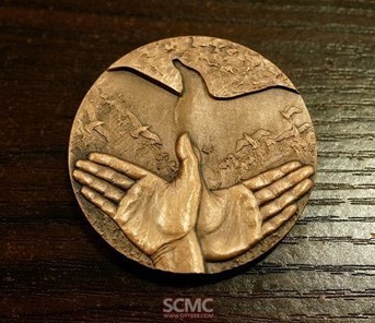 共同飞翔--第四届大铜章全国巡展纪念小章!